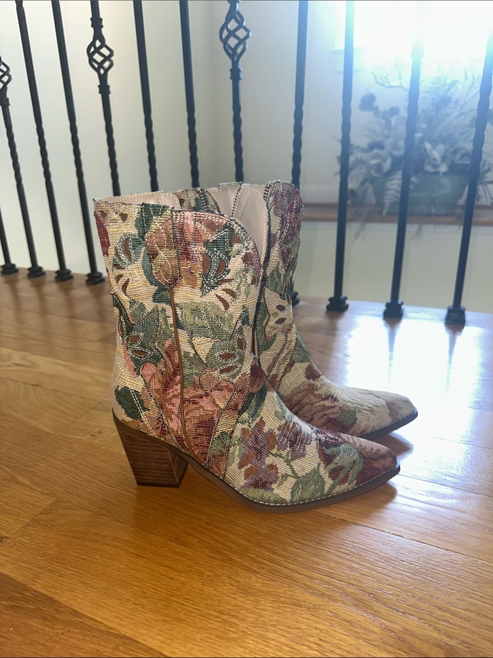 Boots size 7.5
